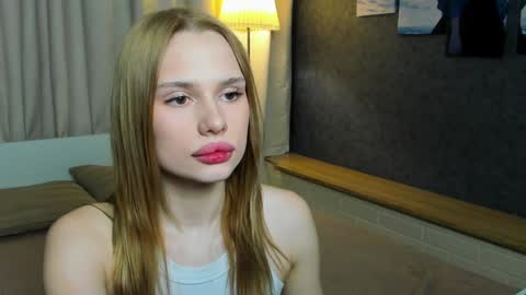 Dana online show from February 8, 3:42 pm