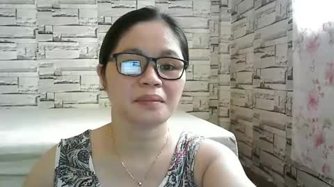 Snapshot of sexi_monica chatting on December 13, 1:04 am sexi_monica online show from December 13, 1:04 am