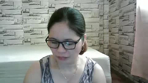 Snapshot of sexi_monica chatting on February 16, 2:11 am sexi_monica online show from February 16, 2:11 am