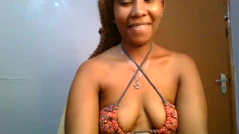 Maggie online show from February 12, 11:40 am