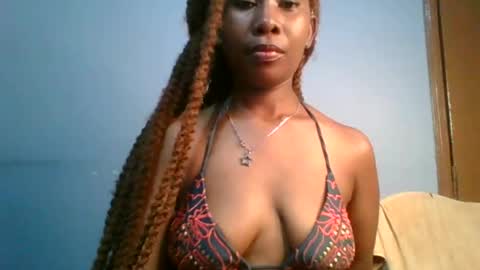 Maggie online show from February 11, 11:54 pm
