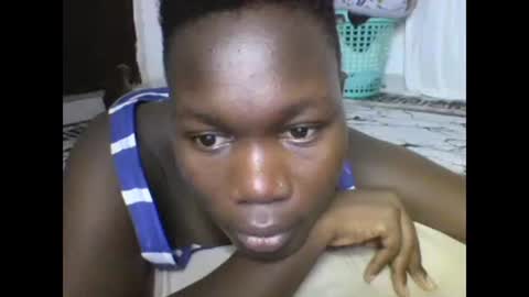 sexqueen02 online show from February 19, 12:35 am