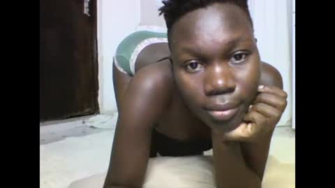 sexqueen02 online show from February 8, 11:57 pm