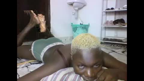 sexqueen02 online show from March 5, 11:38 am
