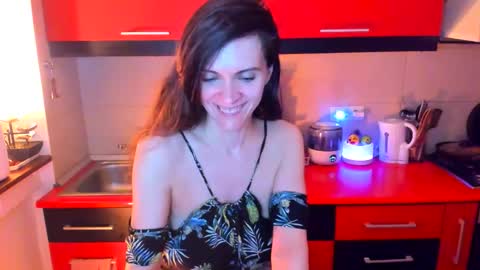 sexqueen1111 online show from September 23, 5:05 am