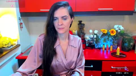 sexqueen1111 online show from January 21, 4:10 am