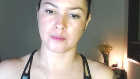 Snapshot of sexwwoman chatting on December 13, 11:28 pm CHIARA online show from December 13, 11:28 pm