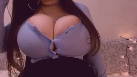 Julia online show from February 8, 4:22 pm