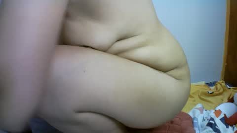 Snapshot of sexxiemegummi chatting on October 26, 7:15 am Megummi or Meg online show from October 26, 7:15 am