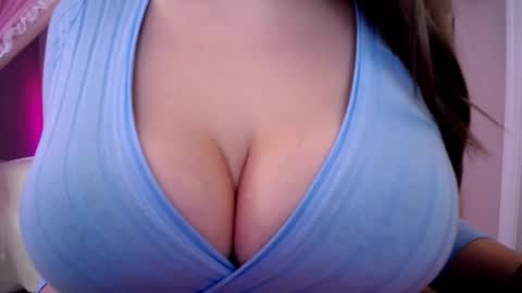 Snapshot of sexxxyprincess chatting on March 5, 2:36 am Princess online show from March 5, 2:36 am
