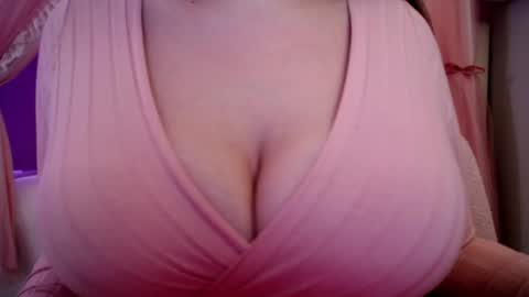 Snapshot of sexxxyprincess chatting on January 24, 2:28 am Princess online show from January 24, 2:28 am