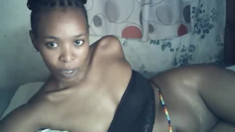 sexxy_curvy23 online show from March 31, 4:56 am