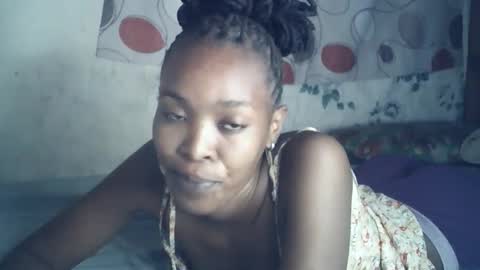 sexxy_curvy23 online show from March 27, 6:04 am