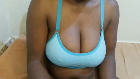 sexxy_maya1 online show from April 28, 8:29 am