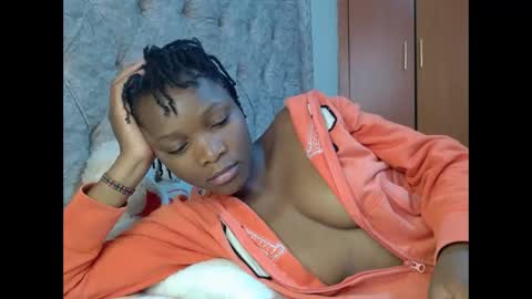 Snapshot of sexxy_santa chatting on February 26, 7:34 am Santa online show from February 26, 7:34 am