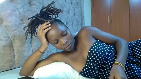 Snapshot of sexxy_santa chatting on December 6, 6:28 pm Santa online show from December 6, 6:28 pm