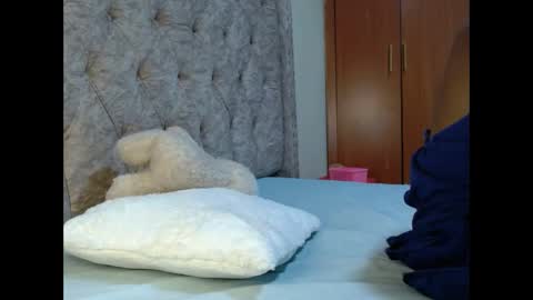 Snapshot of sexxy_santa chatting on February 22, 6:48 pm Santa online show from February 22, 6:48 pm