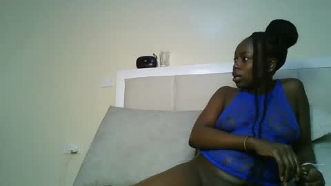 Snapshot of sexxyivy chatting on March 5, 2:03 am ivy online show from March 5, 2:03 am
