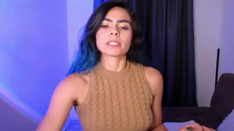  Angie   online show from April 13, 11:05 pm