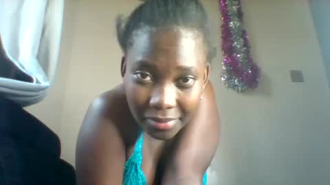 Snapshot of sexxyvajaina chatting on September 21, 10:47 am sexxyvajaina online show from September 21, 10:47 am