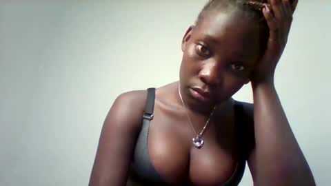 Snapshot of sexxyvajaina chatting on February 2, 11:53 pm sexxyvajaina online show from February 2, 11:53 pm