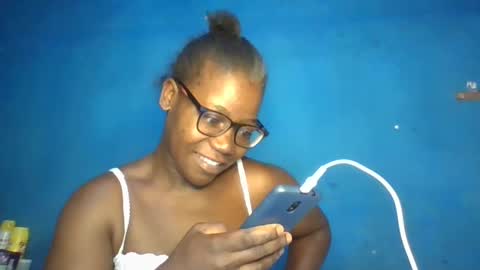 alicious online show from December 10, 4:24 am