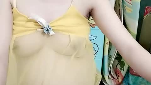 sexy8685 online show from April 9, 7:36 am