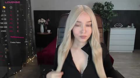 Snapshot of sexy_alexxia chatting on September 25, 12:04 pm Alexia online show from September 25, 12:04 pm