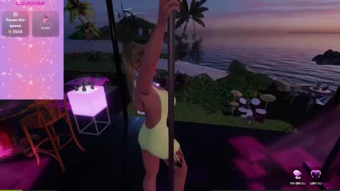 Snapshot of sexy_ambarr chatting on October 13, 8:33 pm Ambar online show from October 13, 8:33 pm