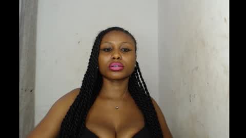 Snapshot of sexy_badgirl2 chatting on September 27, 8:10 am Sexy blackgirl2 online show from September 27, 8:10 am