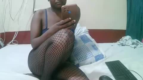 Snapshot of sexy_bbae chatting on October 18, 2:25 am sexy_bbae online show from October 18, 2:25 am