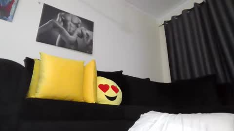 Snapshot of sexy_boobs23 chatting on September 17, 10:19 pm liya online show from September 17, 10:19 pm