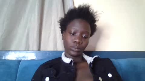 Snapshot of sexy_butty01 chatting on October 18, 1:19 am sexy_butty01 online show from October 18, 1:19 am