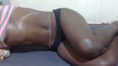 Snapshot of sexy_candy9 chatting on February 18, 5:31 am sexy_candy9 online show from February 18, 5:31 am