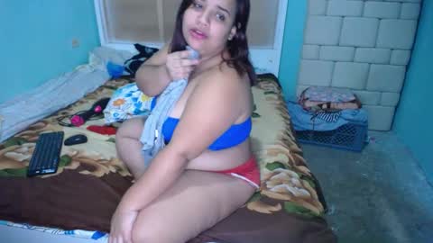 sexy_charlotte22 online show from December 13, 8:58 pm