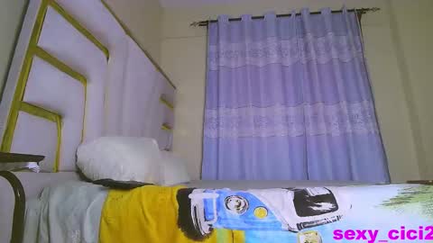 foxxy sweets online show from October 13, 5:10 am