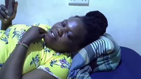 Snapshot of sexy_ebony254 chatting on September 29, 6:46 pm sexy_ebony254 online show from September 29, 6:46 pm