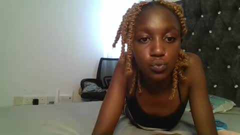 Snapshot of sexy_ebony_nica chatting on January 24, 8:34 am sexy_ebony_nica online show from January 24, 8:34 am