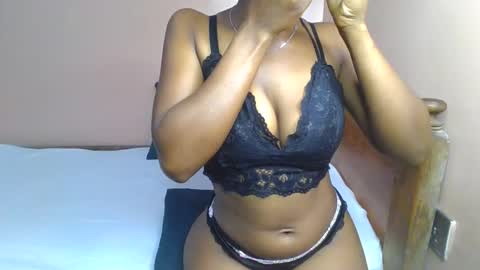 Ellahh online show from January 15, 1:55 am