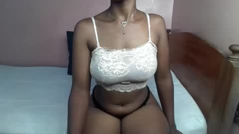 Ellahh online show from December 2, 10:28 am