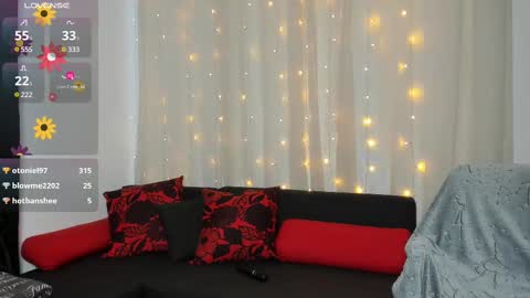 Snapshot of sexy_emeli chatting on February 24, 8:15 am MY ONLYFANS page is back - online show from February 24, 8:15 am