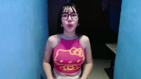 sexy_emily92 online show from April 5, 1:21 pm