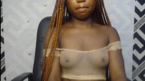 Snapshot of sexy_floral chatting on October 3, 9:42 pm Angela online show from October 3, 9:42 pm