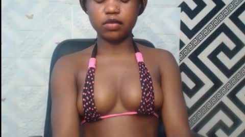 Snapshot of sexy_floral chatting on October 1, 6:46 pm Angela online show from October 1, 6:46 pm