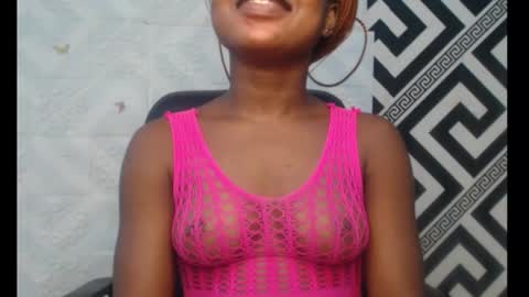 Snapshot of sexy_floral chatting on October 12, 7:05 pm Angela online show from October 12, 7:05 pm