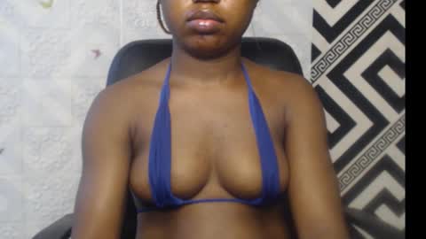 Snapshot of sexy_floral chatting on September 24, 7:13 pm Angela online show from September 24, 7:13 pm