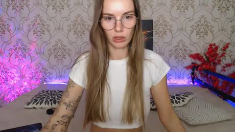 Snapshot of sexy_juliaxo chatting on October 19, 2:24 am Sexy Juliaxo online show from October 19, 2:24 am