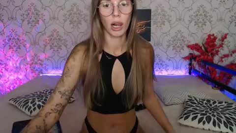 Snapshot of sexy_juliaxo chatting on September 28, 3:35 am Sexy Juliaxo online show from September 28, 3:35 am
