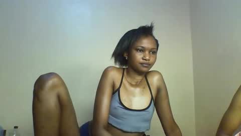 Snapshot of sexy_kaly chatting on October 31, 12:42 pm Sexy kaly online show from October 31, 12:42 pm