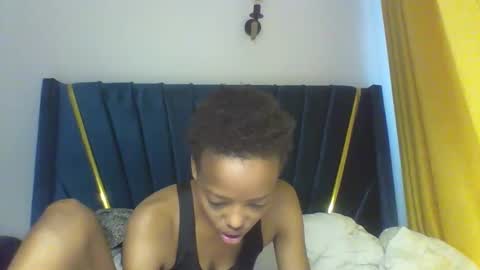 Snapshot of sexy_kaly chatting on October 11, 2:53 pm Sexy kaly online show from October 11, 2:53 pm